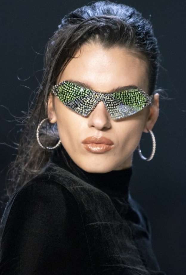 من عروض أزياء Christian Cowan 