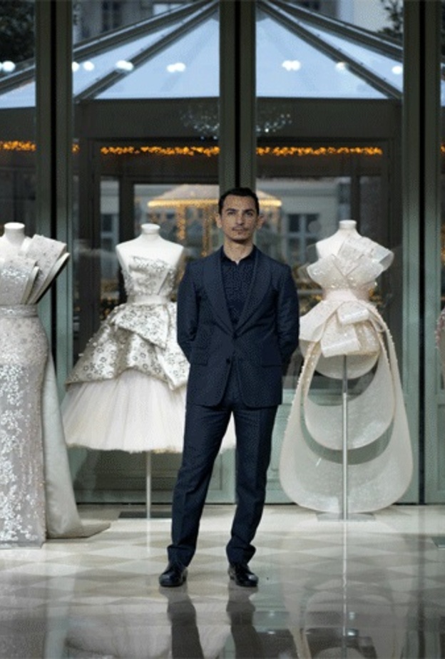 مصمم فساتين زفاف في دبي رامي العلي