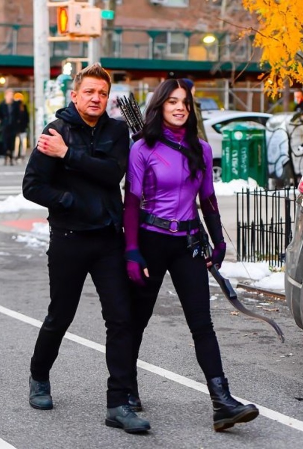 جيريمي رينر و هايلي ستانفيلد