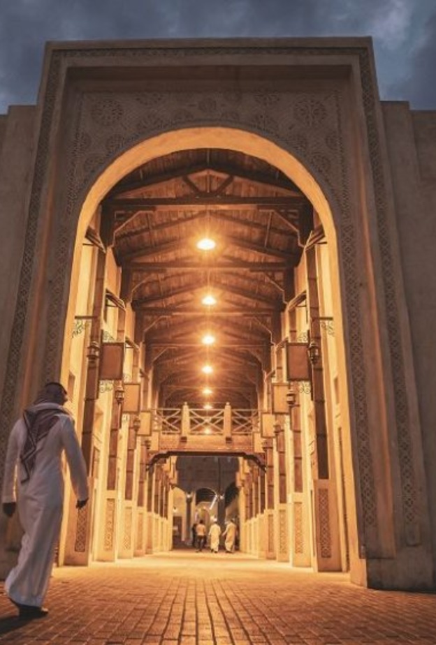 سوق القيصرية المصدر موقع روح السعودية