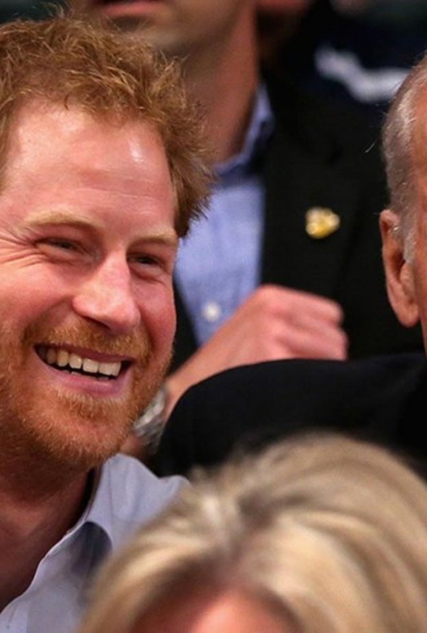 ظهور صورة للأمير هاري في مراسم تنصيب جو بايدين