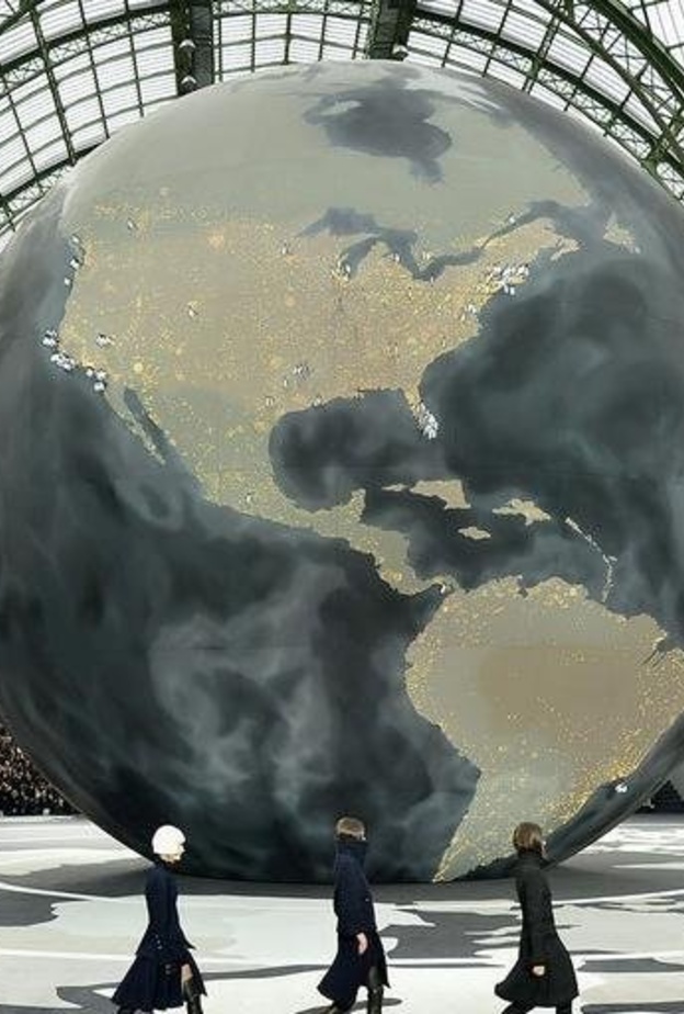 إنضمت دار أزياء شانيل إلى الماركات التي تتبنى فكرة الإستدامة