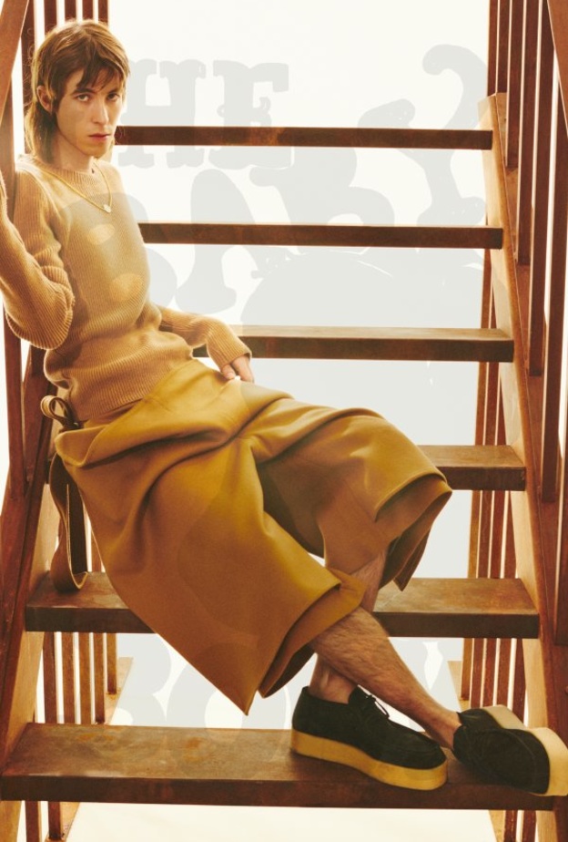 LOEWE تطلق تشكيلة عملية مصممة بمنتهى الحرفية للتفاعل مع الطبيعة