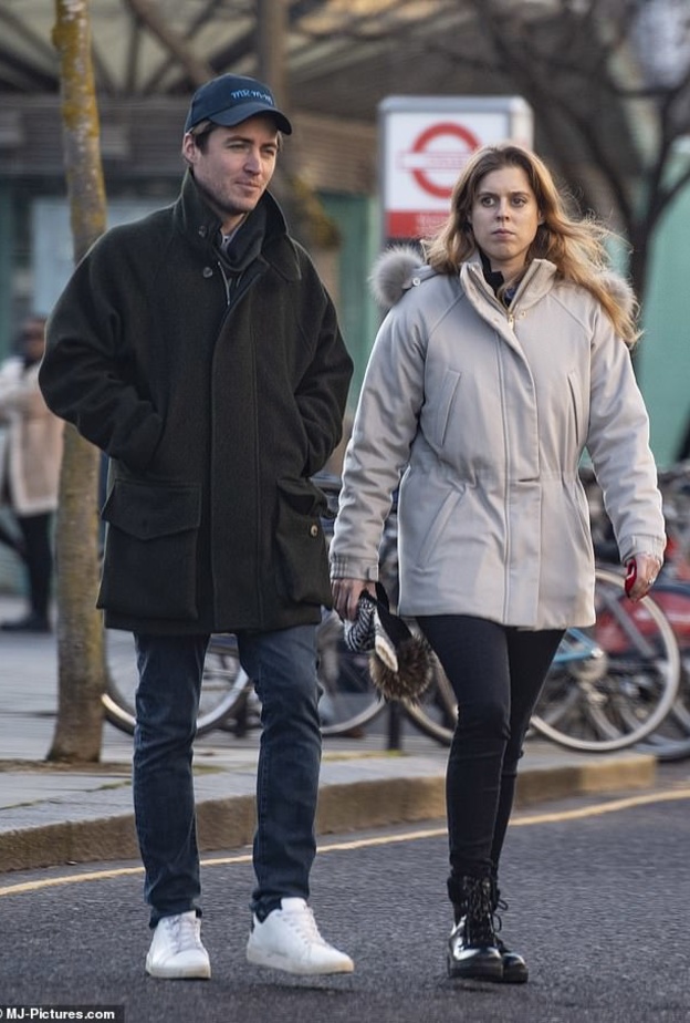  أحدث ظهور للأميرة بياتريس وزوجها في نوتينغ هيل