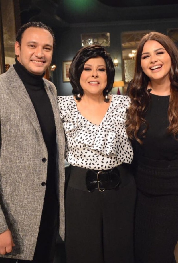 هنادي مهنا واحمد خالد صالح وإسعاد يونس