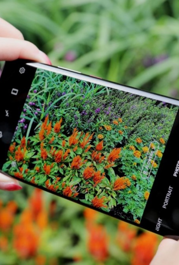 مقارنة بين هاتف HUAWEI Mate 40 Pro وهاتف Samsung Galaxy S21