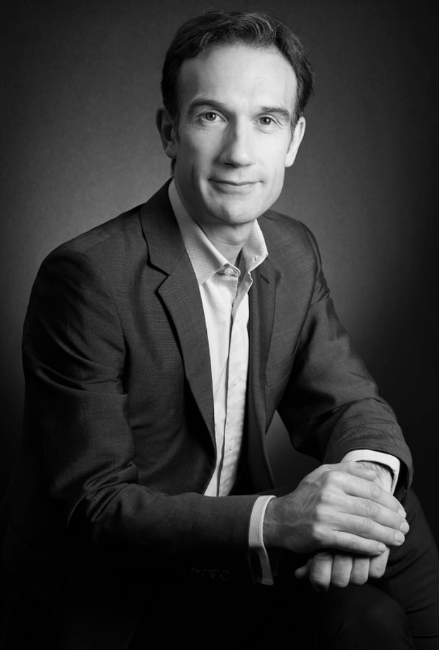 مدير استوديو ابتكار المجوهرات في Chanel "باتريس لوغيرو" لـ"هي": مجموعة Escale à Venise انعكاس لجمال البندقية