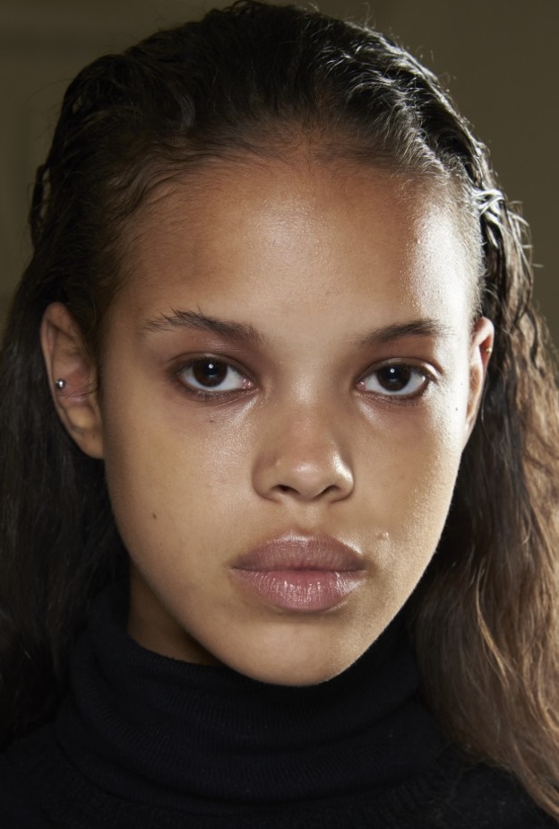  أفضل أنواع منظف البشرة بالرغوة لهذا الموسم