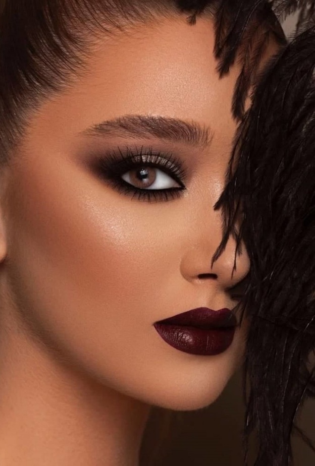  ماكياج العروس بألوان قوية من سامي يوسف