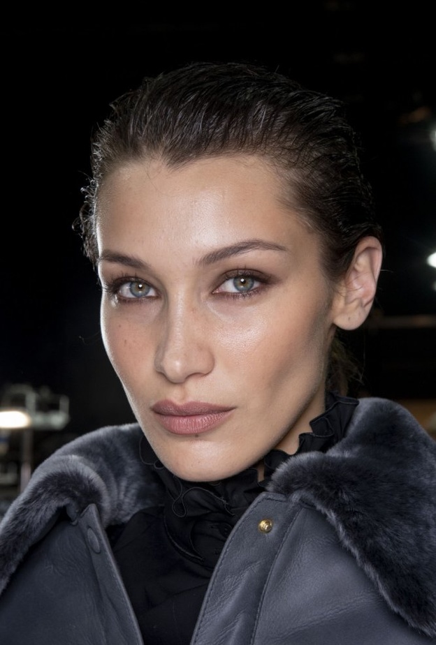 أفضل أنواع فرش المكياج لدمج ظلال العيون