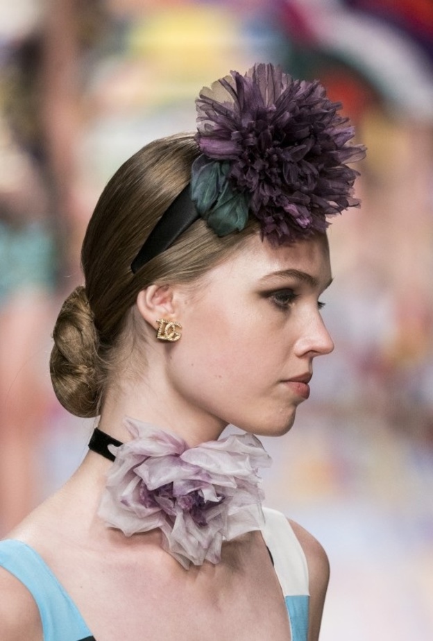 تسريحات شعر الكعكة 2021