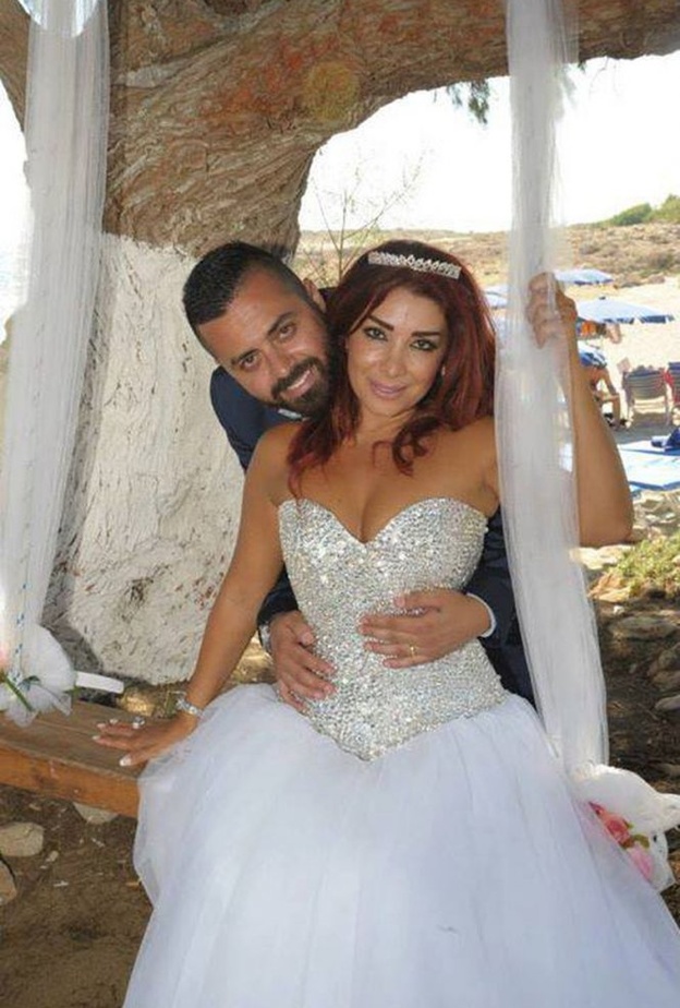  الين خلف وزوجها كارلوس ايوب