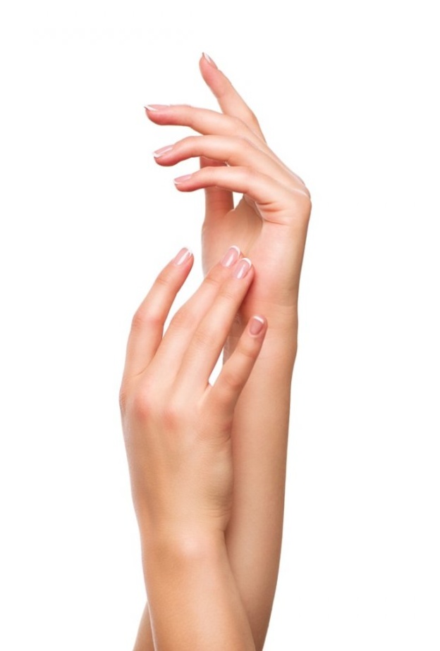 افضل الزيوت الطبيعية لترطيب اليدين والتخلص من آثار المعقمات