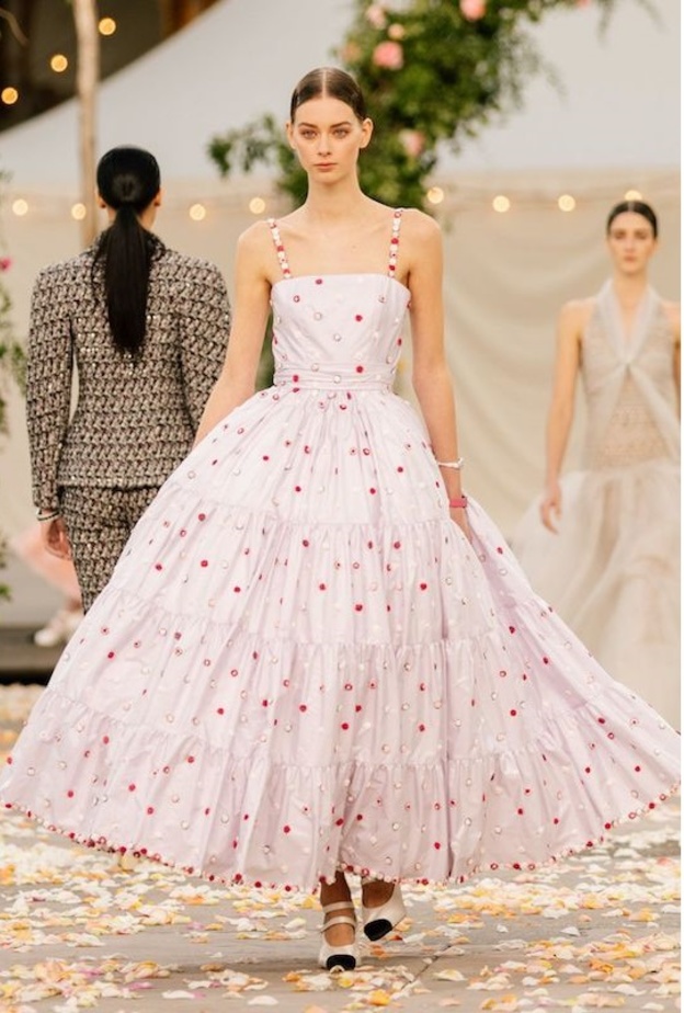 فستان سهرة من Chanel