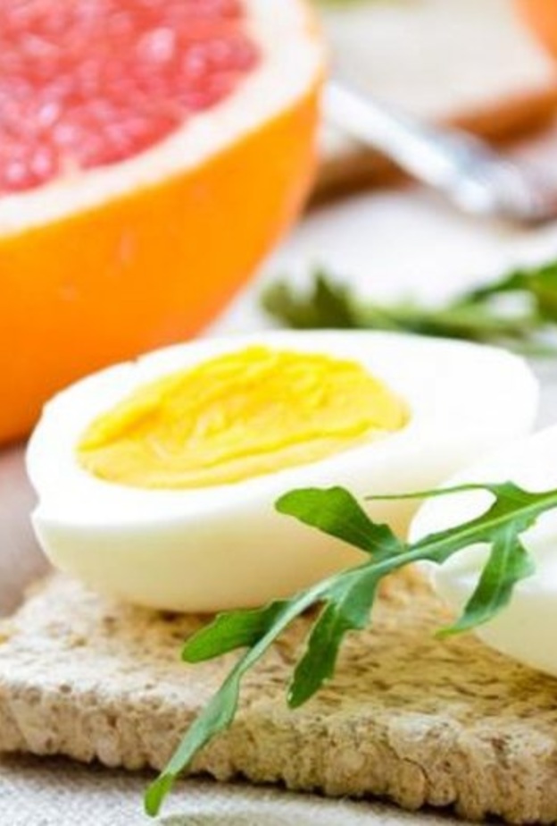 تناول البيض على وجبة الفطور يعزز انقاص الوزن