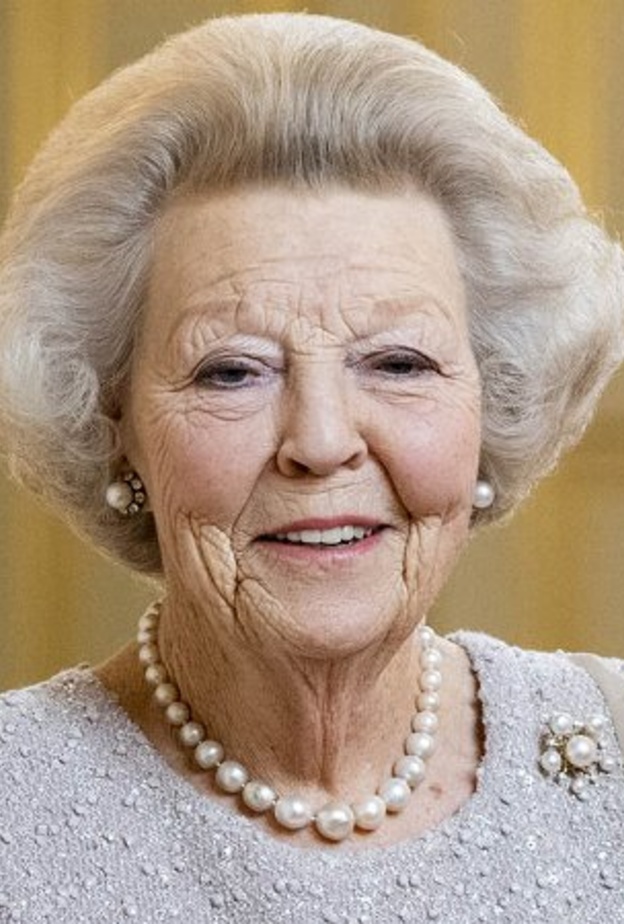 ‎الأميرة بياتريكس ملكة هولندا السابقة تحتفل بعيد ميلادها 83