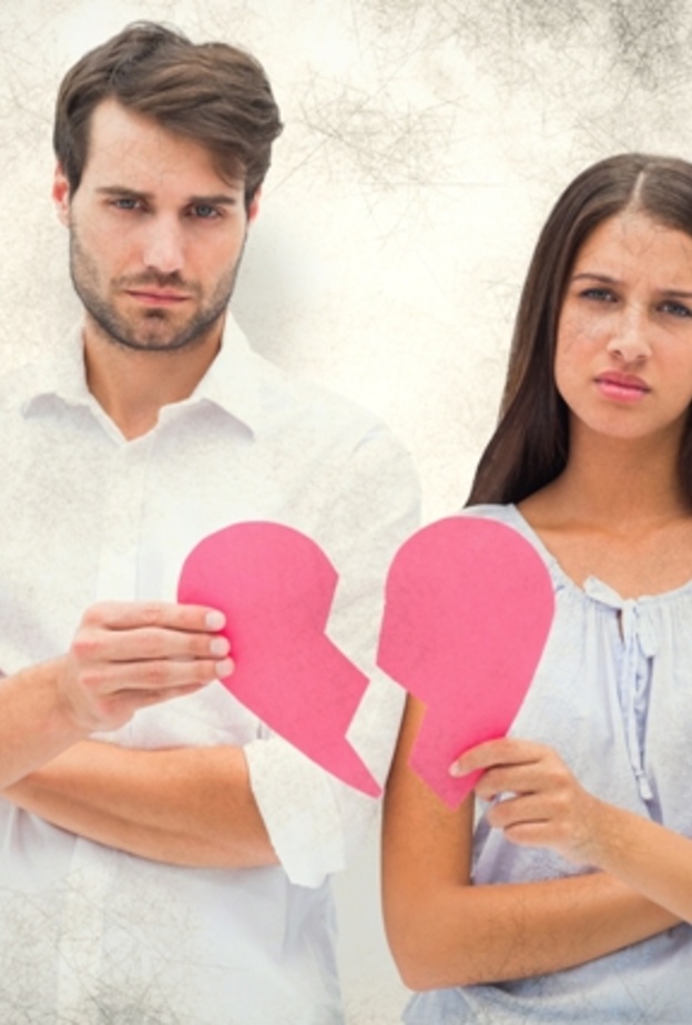 تصرفات تكسر قلب الرجل وتبعده عنك مهما كان محبا لك