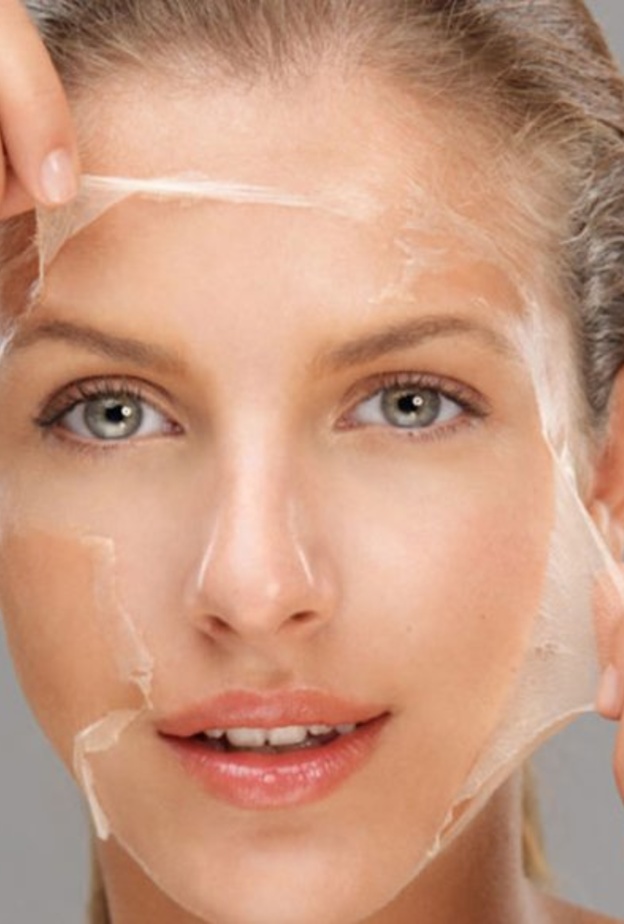  فوائد وأضرار تقشير الوجه الكيميائي وأهم نتائجه