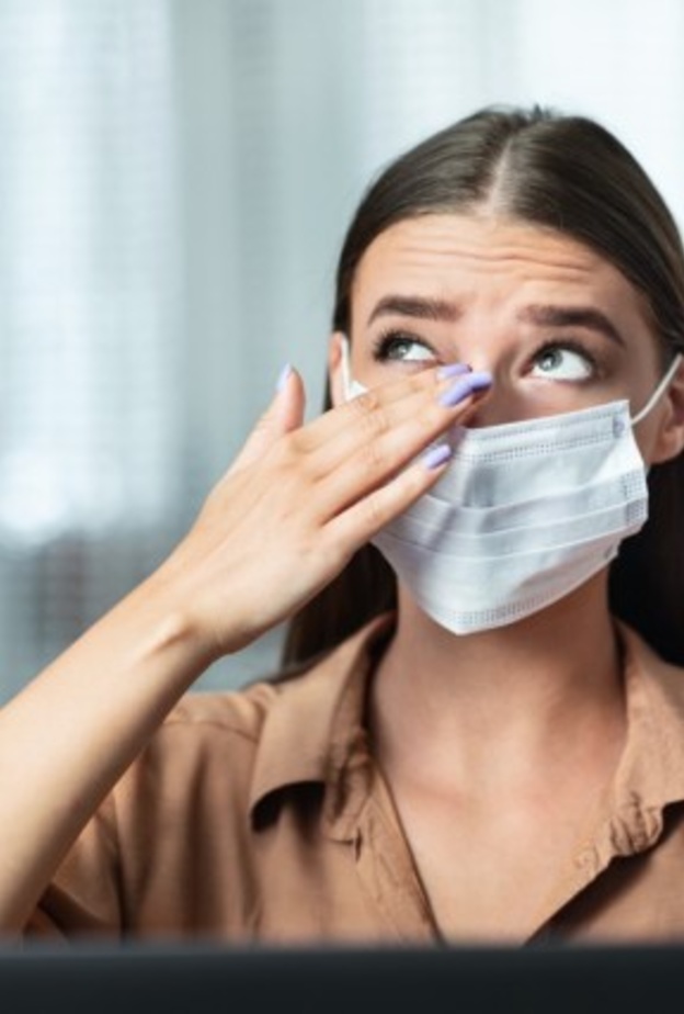 هل يتأثر النظر عند مريض كوفيد 19