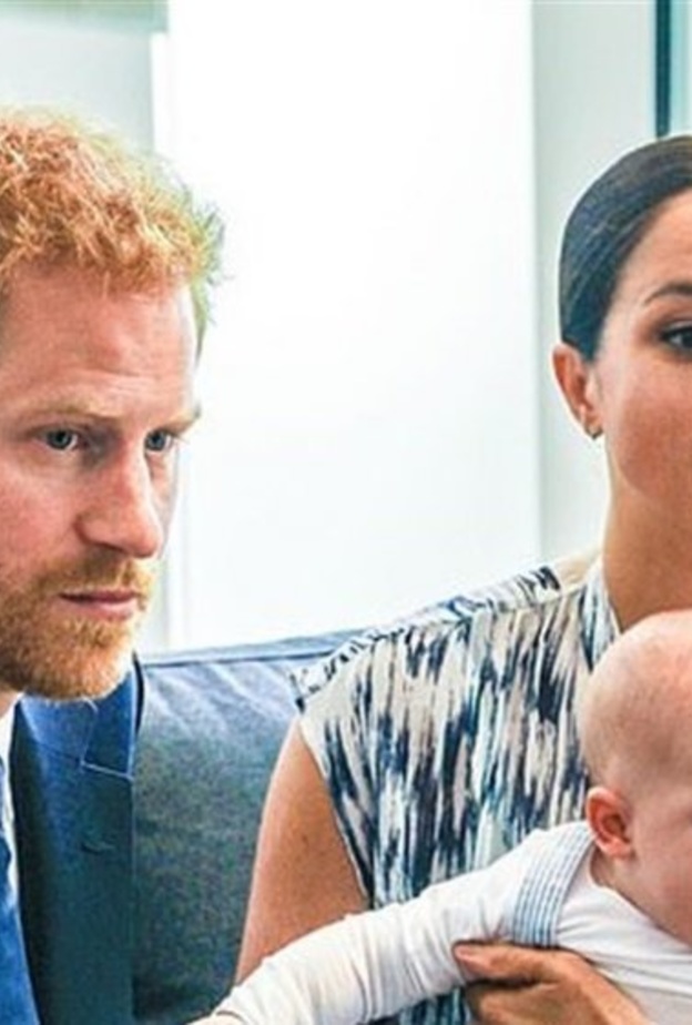 قصر باكنغهام يكذب ميغان ماركل بشأن حذف اسمها من شهادة ميلاد آرشي