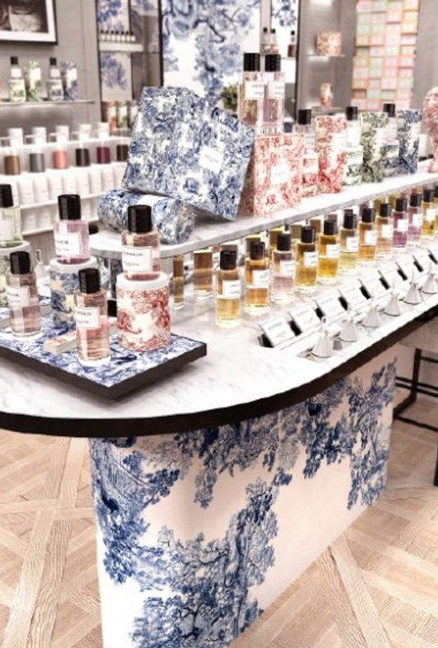  1-Toile de Jouy يحلّ ضيفاً على Maison Christian Dior لـ3 إصدارات لا تقاوم!