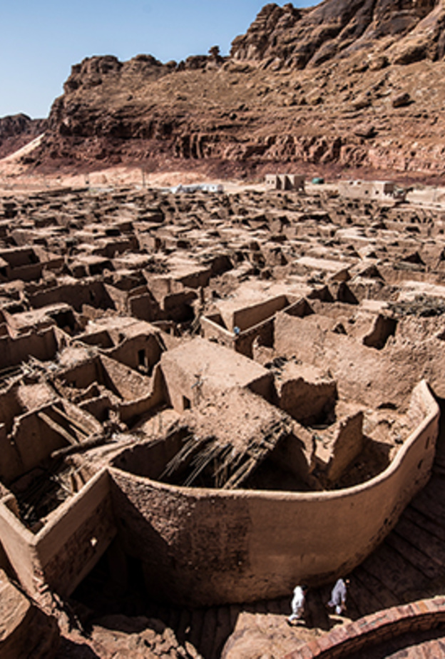تجربة ساحرة لعشاق التراث الأصيل في مدينة العلا القديمة - المصدر  استكشف العلا