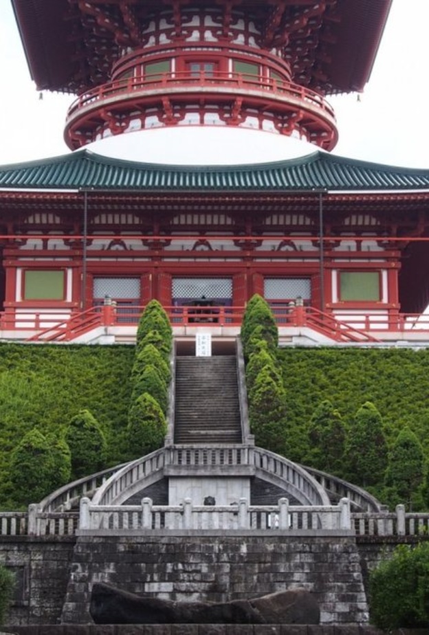  معبد ناريتاسان شينشوجي في شيبا