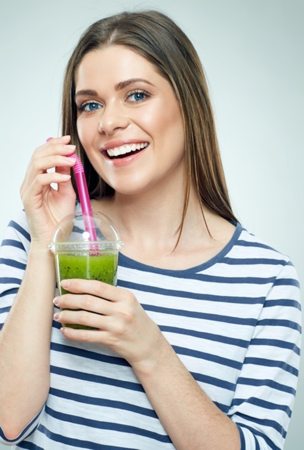 فوائد واضرار العصير الاخضر