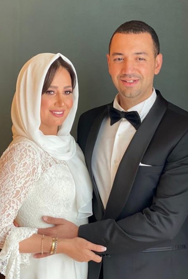 اطلالة حلا شيحة الجمالية في حفل عقد قرانها 