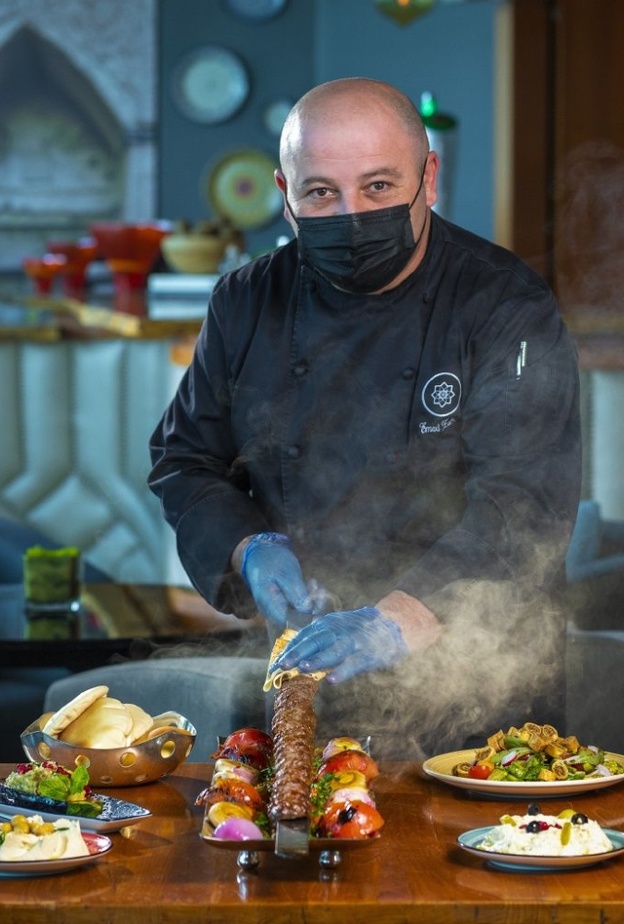 تجربة متر كفتة الكباب في روزوود