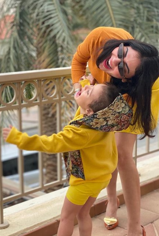 عيد ميلاد ابنة مريم حسين