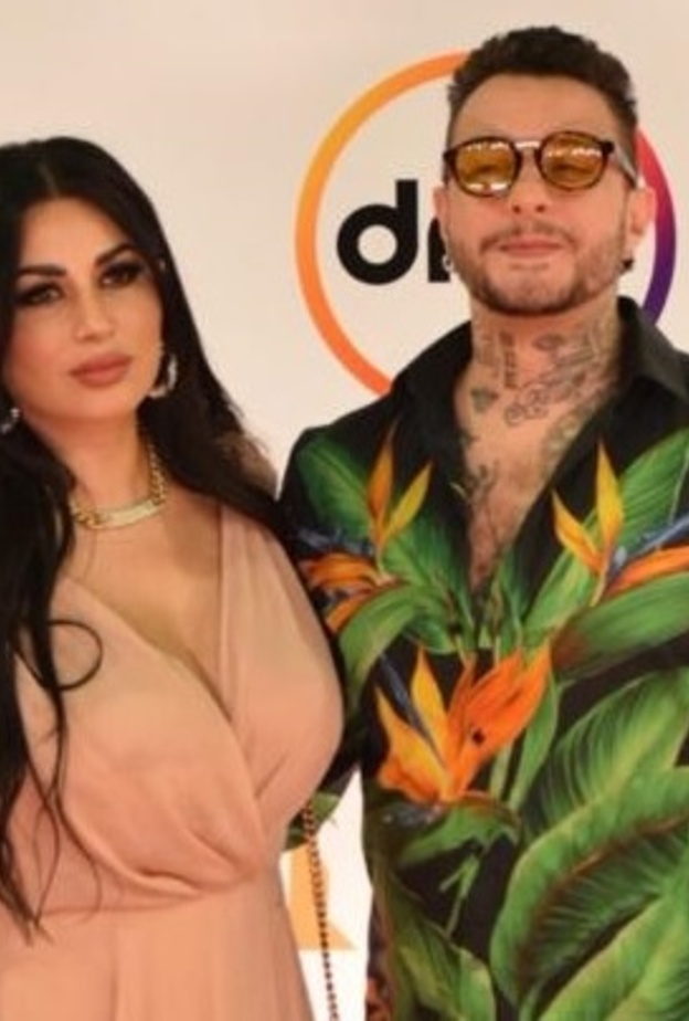 أحمد الفيشاوي وزوجته