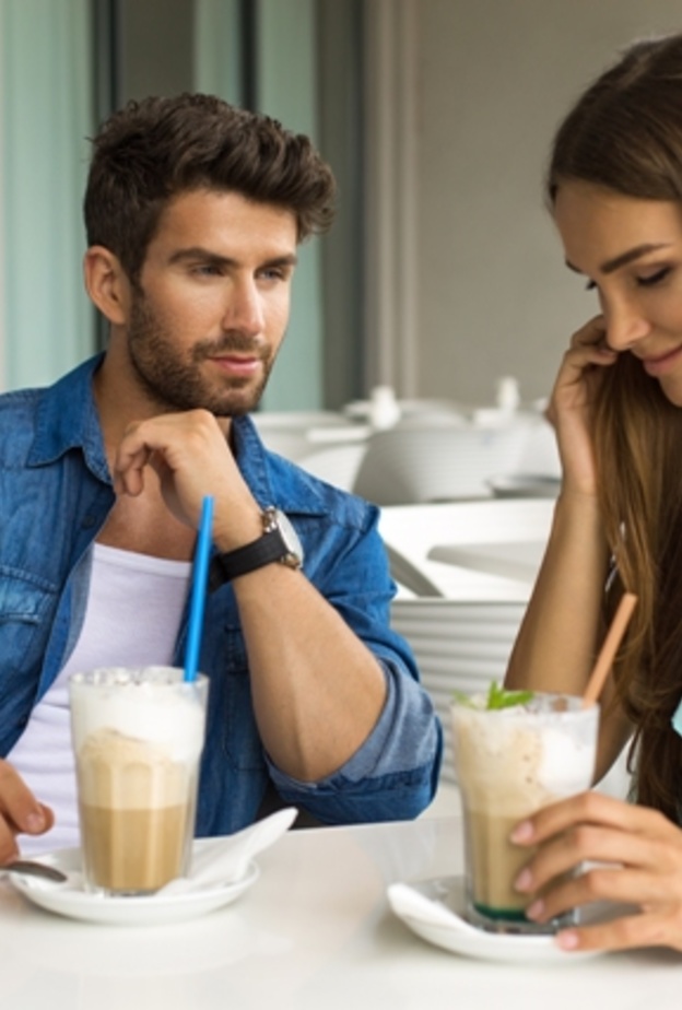 ما هي صفات المرأة التي لا يمكن للرجل مقاومتها