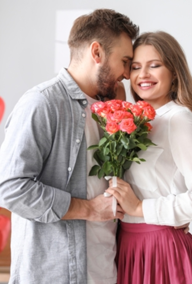 كيف أتعامل مع زوجي البيتوتي في يوم الحب