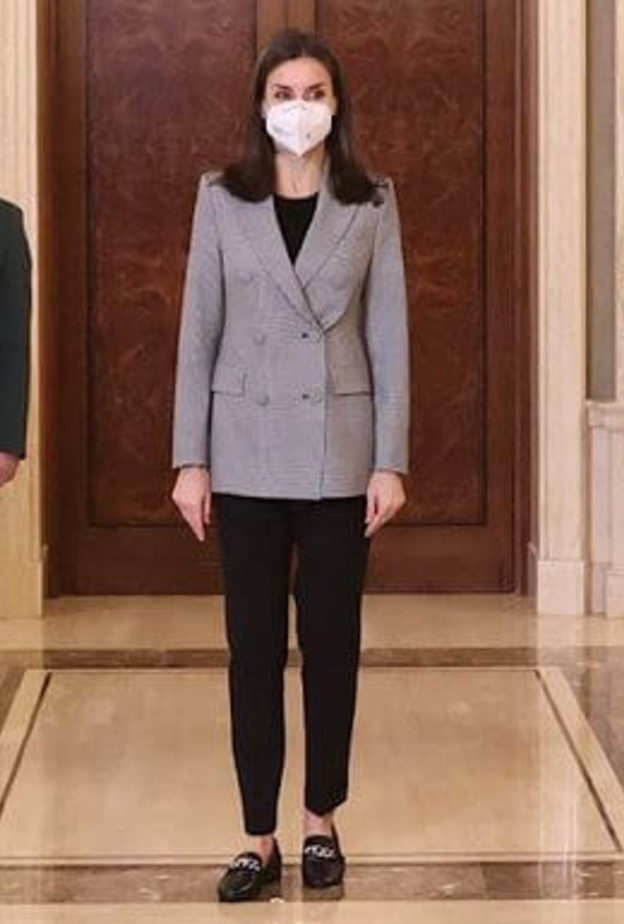 الملكة ليتيزيا تواصل اجتماعاتها في قصر زارزويلا