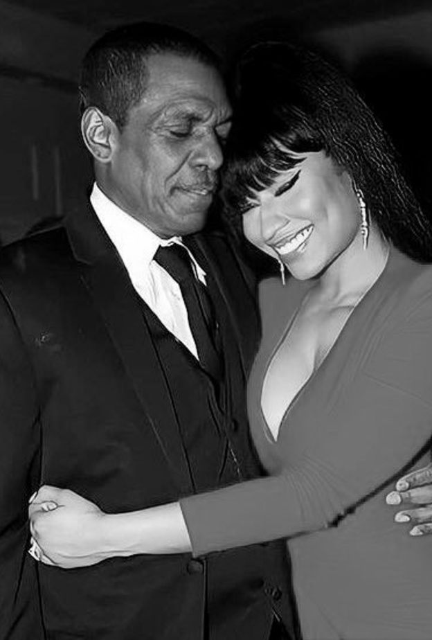 نيكي ميناج ووالدها