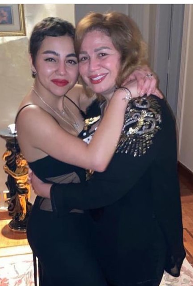 الهام شاهين يوم الحب