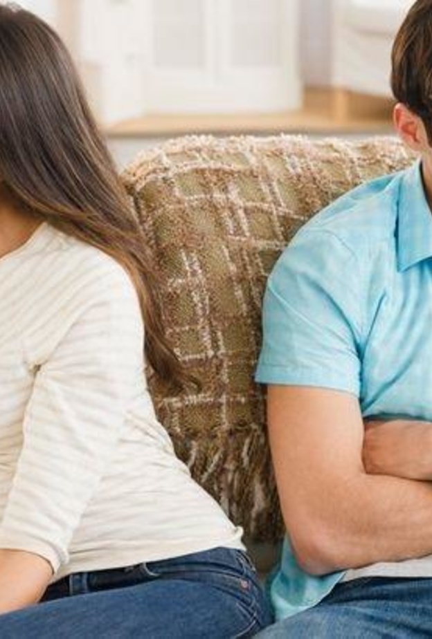 أخطاء زوجية تقتل الثقة بين الزوجين