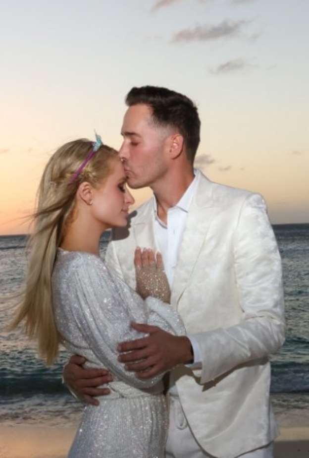  خطوبة باريس هيلتون للمرة الرابعة في يوم عيد ميلادها الأربعين