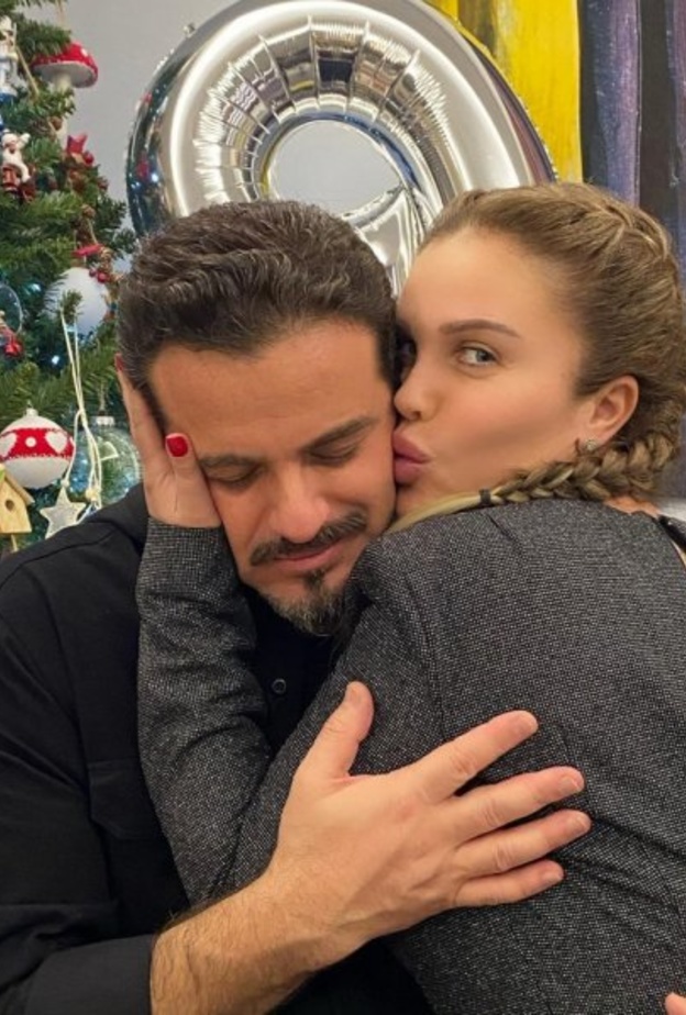 يوسف الخال و نيكول سابا