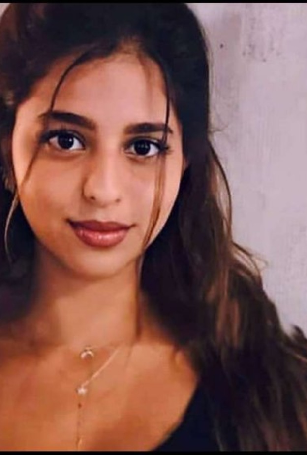 شاهدوا أحدث صور سوهانا خان ابنة النجم شاروخان