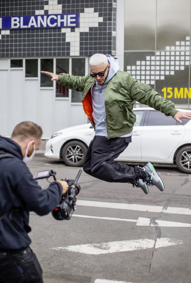 بوما تتعاقد مع دي جي سنيك سفيرا لمجموعة أحذية MIRAGE الرياضية الجديدة