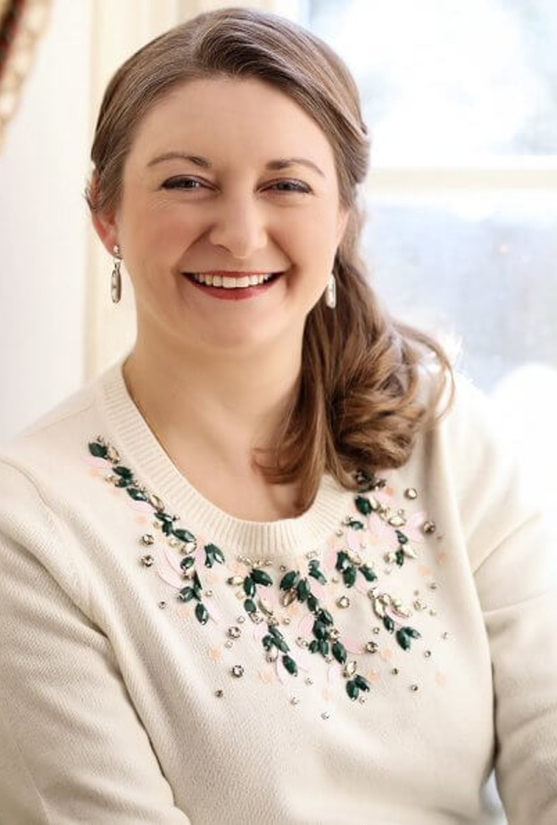 شاهد صور رسمية جديدة للأميرة ستيفاني بمناسبة عيد ميلادها السابع والثلاثين