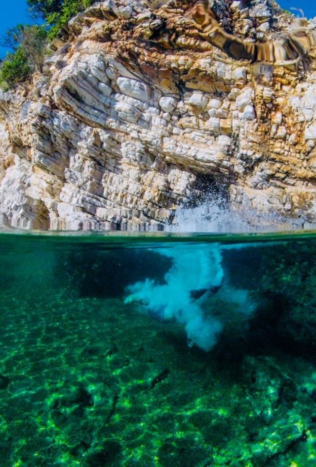 السياحة في ألبانيا منطقة ساراندا Saranda - Elion Jashari