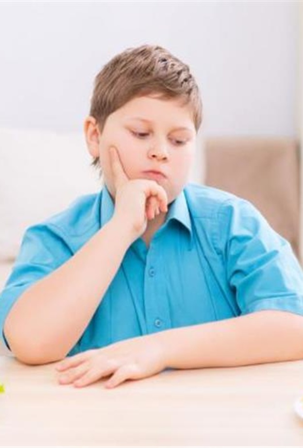 أسباب السمنة عند الأطفال ومخاطرها وكيف يمكن الوقاية منها