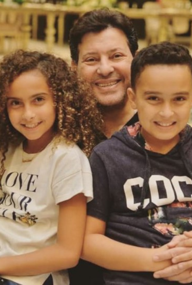 هاني شاكر واحفاده