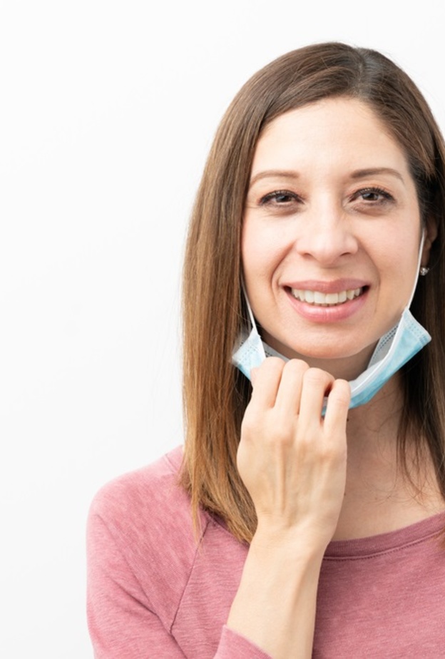  اقنعة الوجه تؤثر سلباً على صحة الفم والاسنان