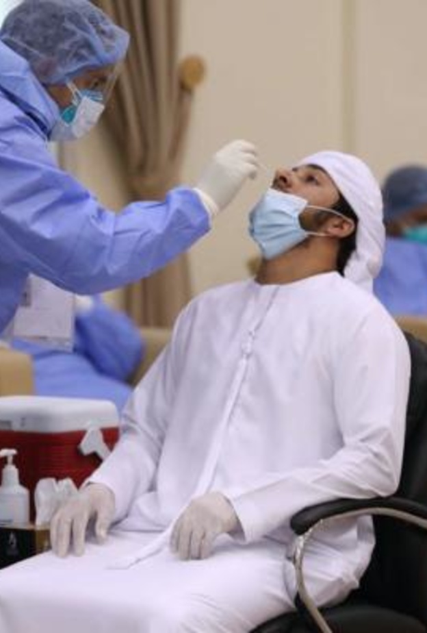 الإمارات تسجل 2105 إصابات جديدة بفيروس كورونا
