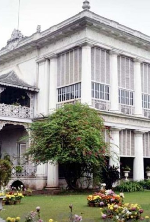  السياحة في الهند قصر الرخام Marble Palace Mansion