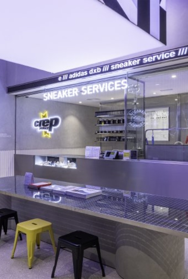 أديداس تفتتح أول متجر بمفهوم جديد في المنطقة 